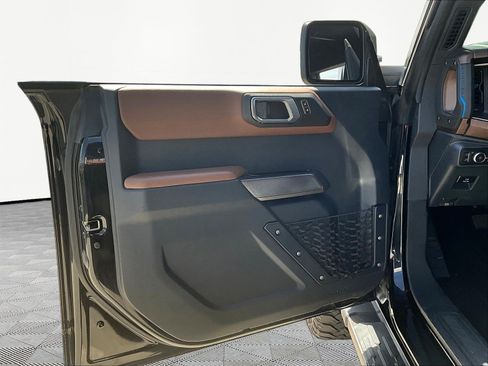 Used 2021 Ford Bronco Outer Banks AWD/4WD image 19