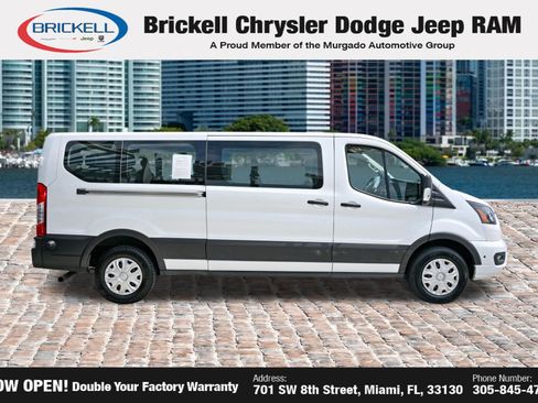 Used 2024 Ford Transit 350 XLT RWD image 4
