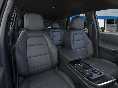 New 2026 Chevrolet Equinox LT w/ Convenience Package II image 16