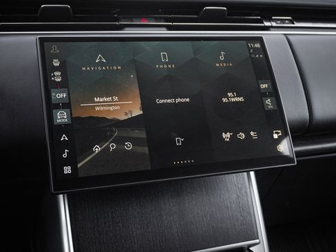 Used 2025 Land Rover Range Rover Long Wheelbase SE image 22