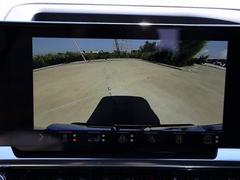 New 2026 GMC Sierra 1500 SLT image 19