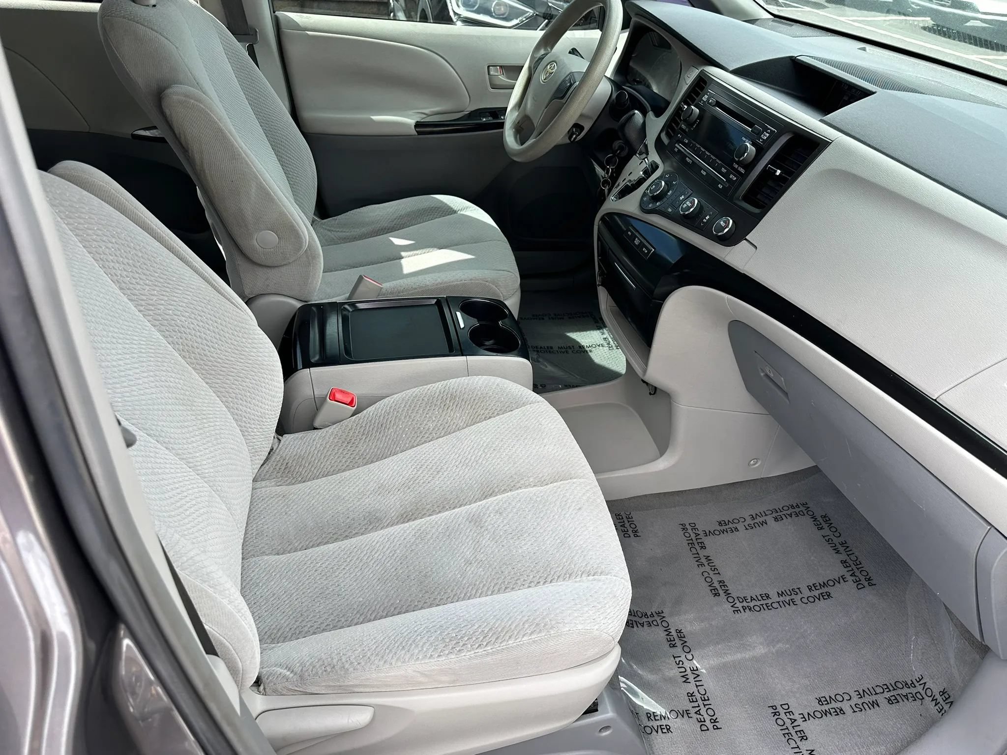 Used 2011 Toyota Sienna LE FWD image 15