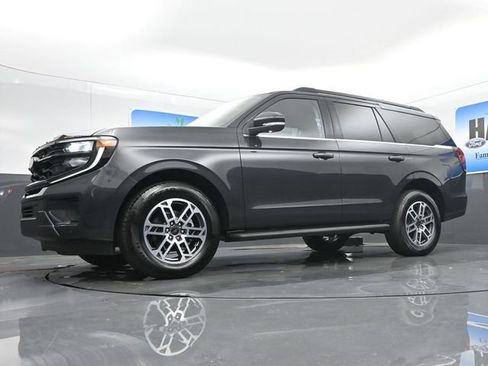 New 2026 Ford Expedition Active RWD image 22