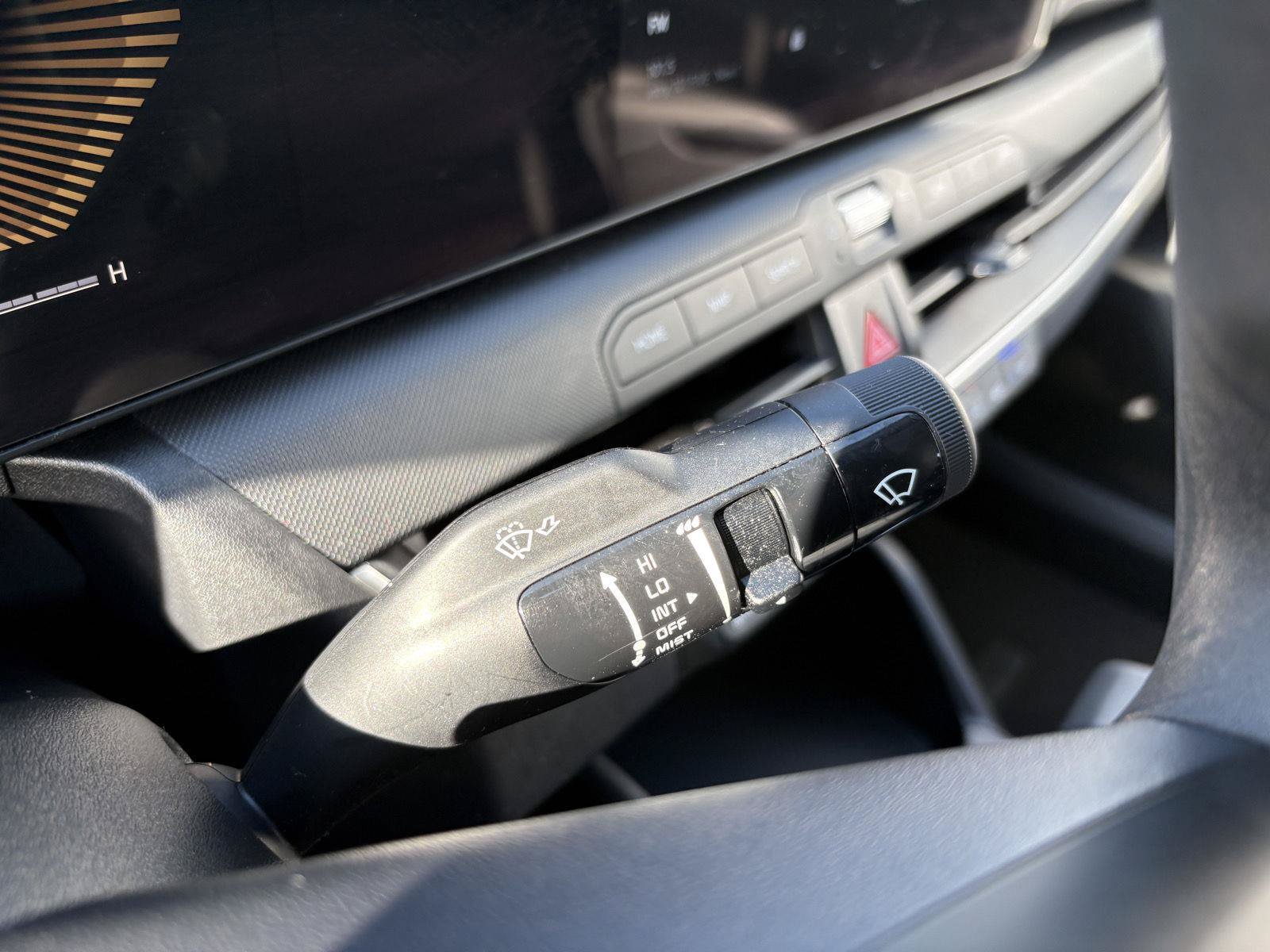 Used 2025 Kia K4 FWD image 41