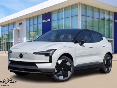 New 2025 Volvo EX30 Plus w/ Protection Package Premier