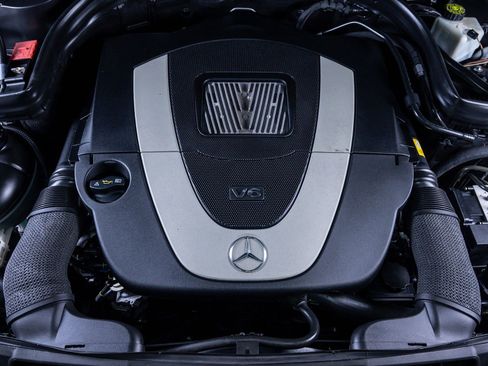 Used 2010 Mercedes-Benz C 300 4MATIC Sedan image 6