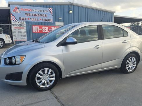 Used 2013 Chevrolet Sonic LS FWD image 19