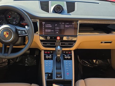 New 2026 Porsche Macan image 22