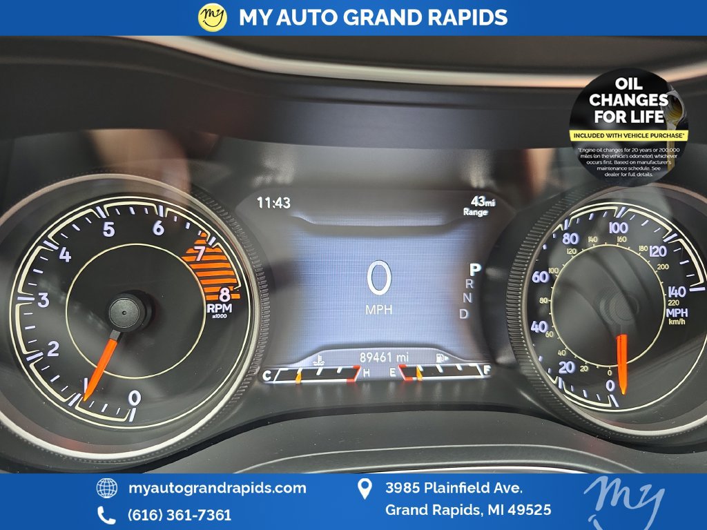 Used 2019 Jeep Cherokee Limited AWD/4WD image 16