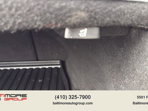 Used 2017 Acura TLX FWD image 39