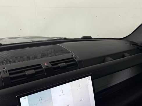 Certified 2024 Land Rover Defender 110 SE image 34