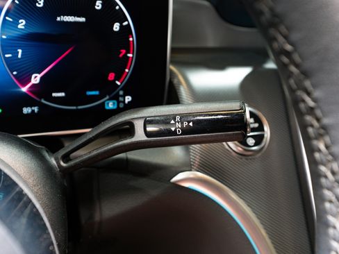 Used 2023 Mercedes-Benz GLC 300 4MATIC image 27