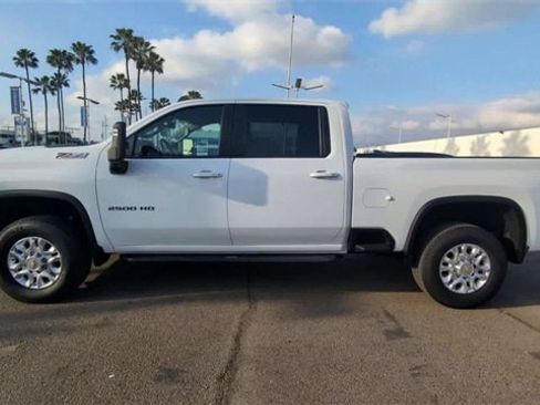 Used 2024 Chevrolet Silverado 2500 LT image 5