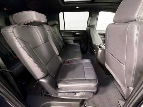 Used 2025 Chevrolet Suburban RST w/ Sun And Tow Package image 28