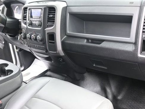 Used 2016 RAM 1500 Tradesman AWD/4WD image 26