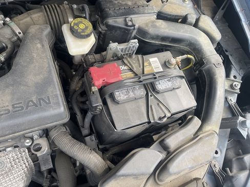 Used 2016 Nissan Rogue SV FWD image 62
