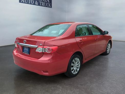 Used 2012 Toyota Corolla LE FWD image 9