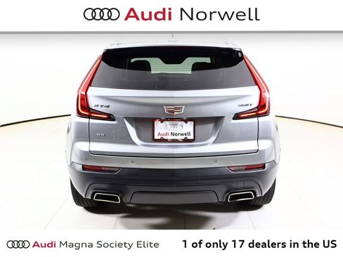 Used 2023 Cadillac XT4 Luxury w/ Cold Weather Package AWD/4WD image 13