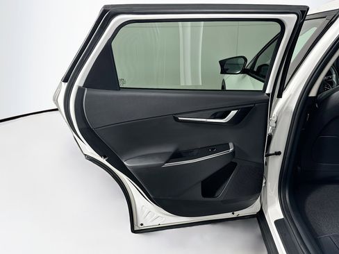 Used 2024 Kia EV6 Light image 26