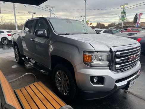 Used 2018 GMC Canyon SLT w/ Driver Alert Package image 3