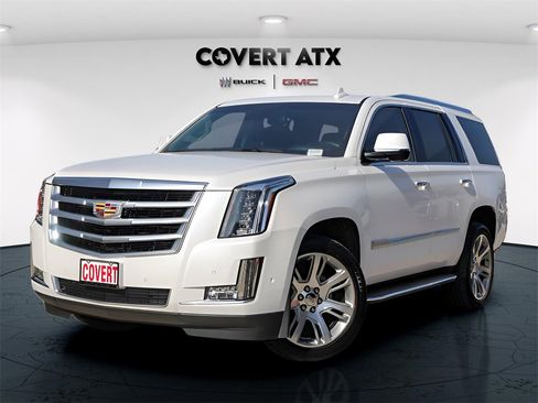 Used 2019 Cadillac Escalade Luxury image 2