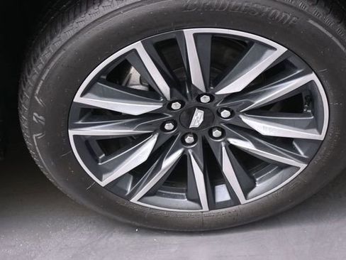 Used 2024 Cadillac Escalade Sport AWD/4WD image 31