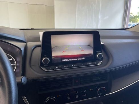 Certified 2025 Nissan Rogue S image 23