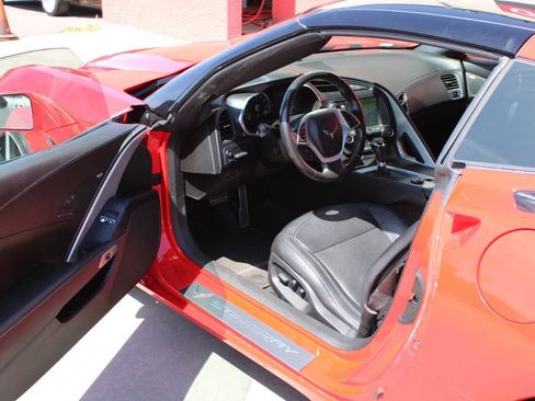 Used 2015 Chevrolet Corvette Stingray Coupe w/ 2LT Preferred Equipment Group RWD image 13