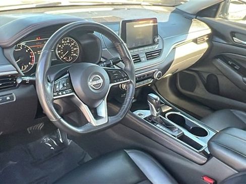 Used 2023 Nissan Altima 2.5 SR image 16