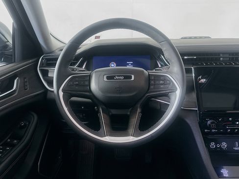 Used 2022 Jeep Grand Cherokee Limited 4xe w/ Luxury Tech Group II image 18