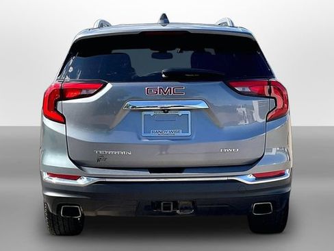 Certified 2019 GMC Terrain SLT w/ Preferred Package AWD/4WD image 4
