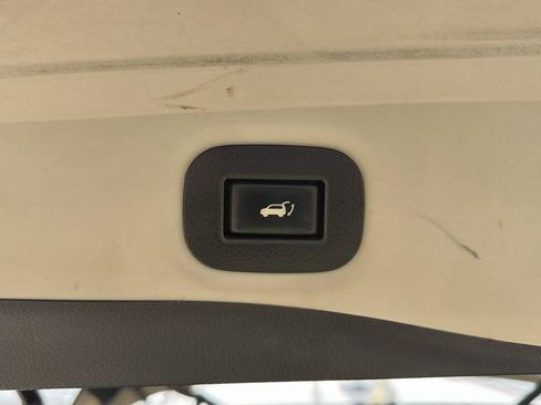 Used 2019 Nissan Rogue SL AWD/4WD image 39