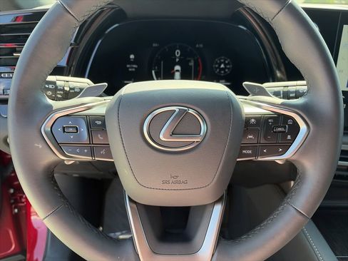 Used 2025 Lexus RX 350 FWD w/ Technology Package image 10