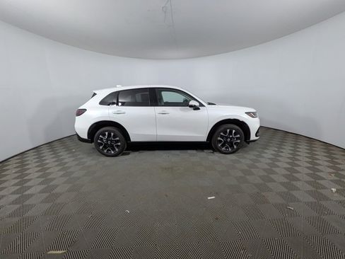 New 2026 Honda HR-V EX-L image 2