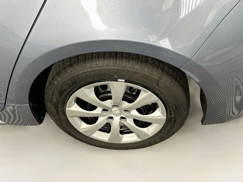 Used 2026 Toyota Corolla LE FWD image 11