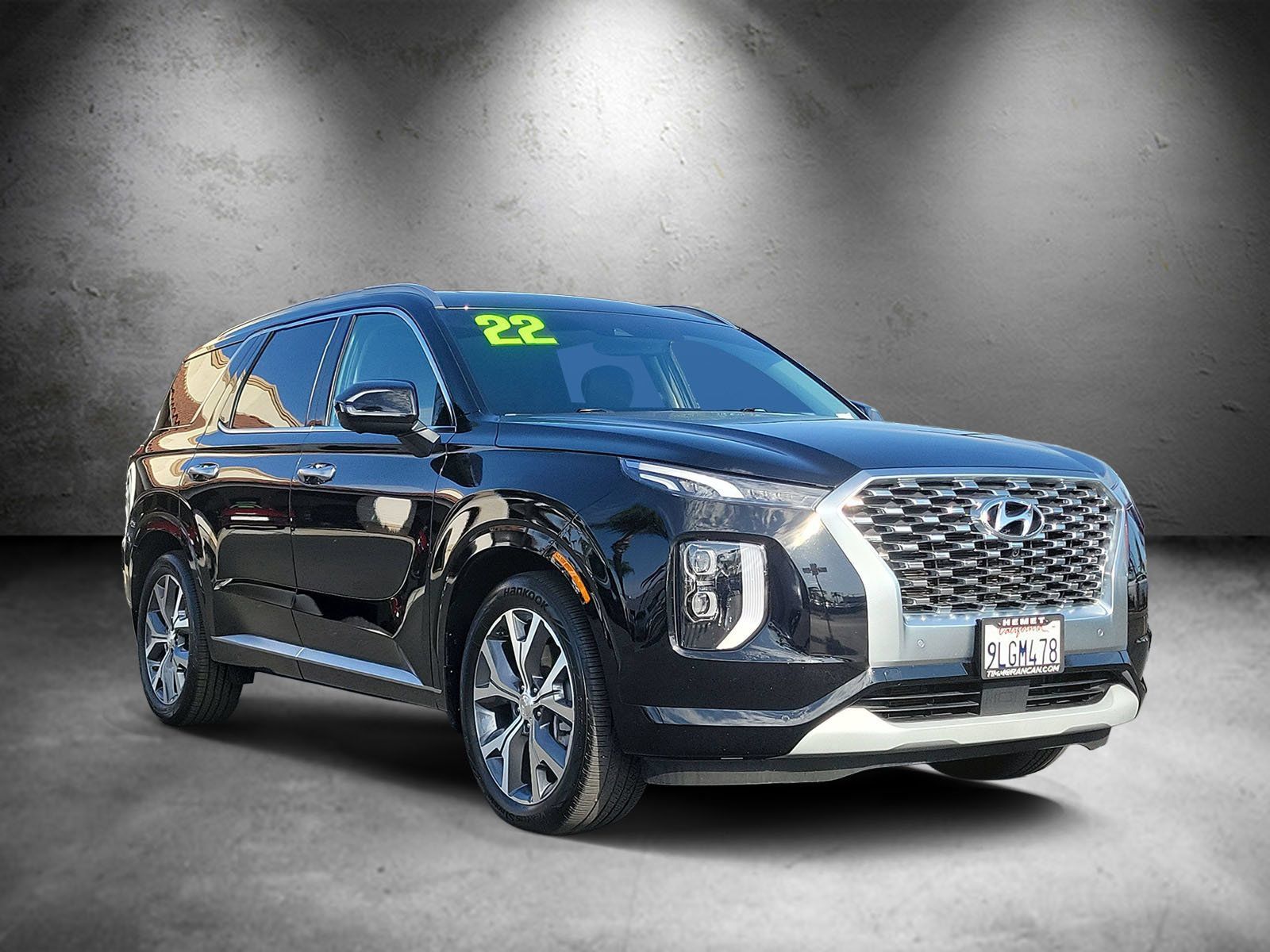 Used 2022 Hyundai Palisade Limited FWD image 2