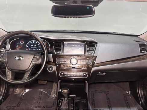 Used 2015 Kia Cadenza Limited FWD image 14