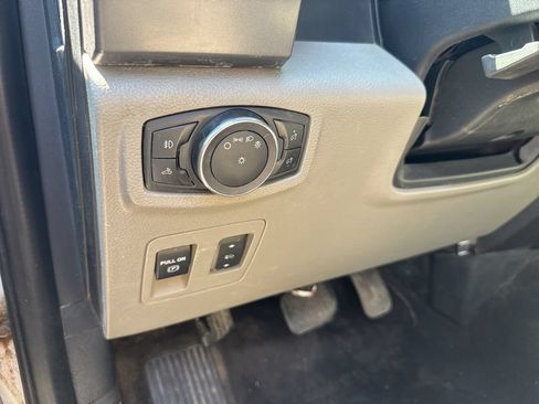 Used 2019 Ford F150 XLT w/ Equipment Group 301A Mid AWD/4WD image 9