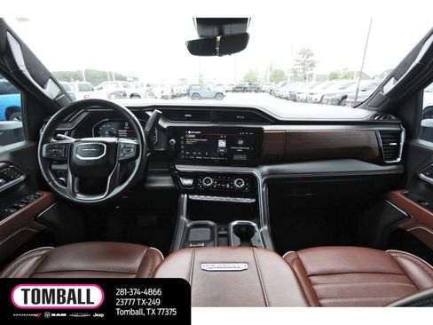 Used 2024 GMC Sierra 2500 Denali Ultimate w/ Max Trailering Package image 11