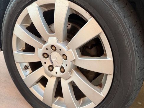 Used 2012 Mercedes-Benz GLK 350 GLK 350 4dr SUV w/ Premium 1 Pkg image 33