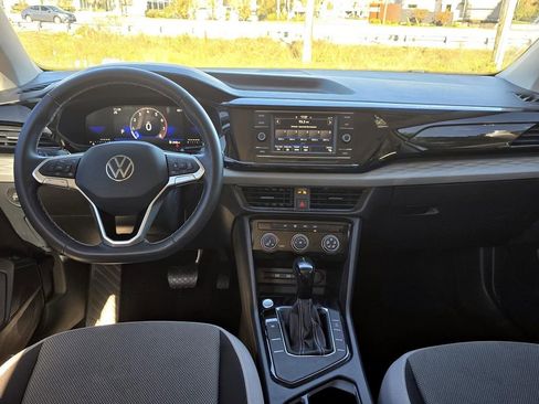 Used 2023 Volkswagen Taos S image 9