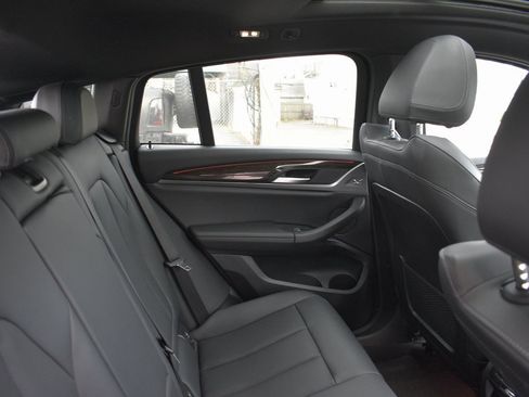 Used 2024 BMW X4 xDrive30i image 26