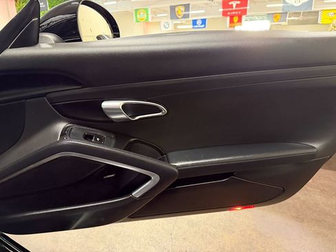 Used 2015 Porsche 911 Carrera S image 22