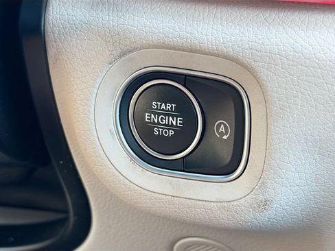Used 2022 Mercedes-Benz GLE 350 4MATIC w/ Premium Package image 35