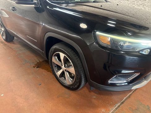 Used 2021 Jeep Cherokee Limited AWD/4WD image 8