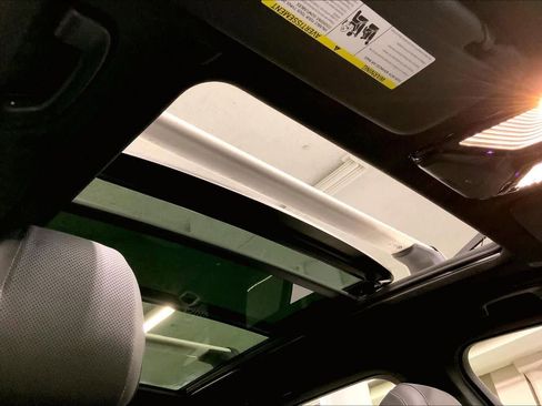 Used 2023 BMW X5 xDrive40i w/ Parking Assistance Package image 13