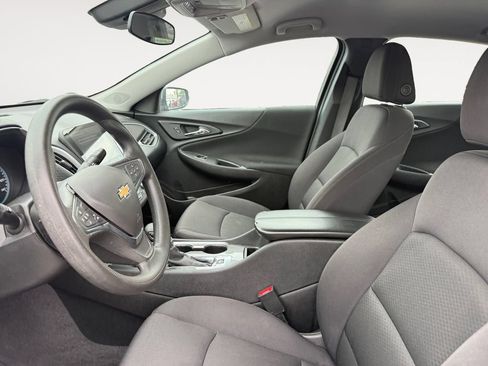 Used 2024 Chevrolet Malibu LT FWD image 9