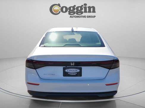 New 2025 Honda Accord LX image 4