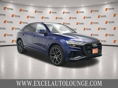 Used 2020 Audi Q8 Premium Plus w/ Premium Plus Package AWD/4WD image 7