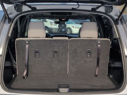 Used 2020 Honda Pilot Touring image 37